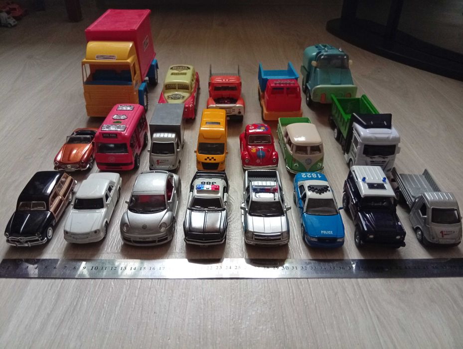 Машинки дитячі, іграшки для хлопчиків, модельні машини.