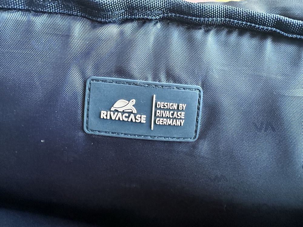 Torba na laptopa Rivacase, torba do pracy, pokrowiec na laptopa