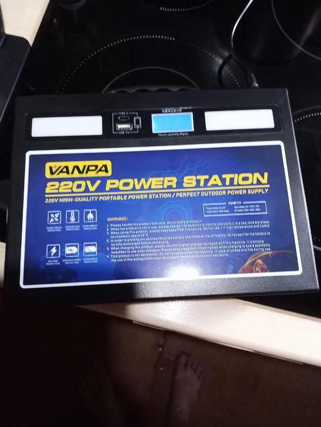 Зарядна станція VANPA 300 Watt, 120000 mAh