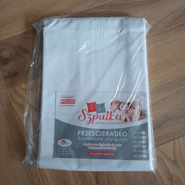 Prześcieradło białe bez gumki