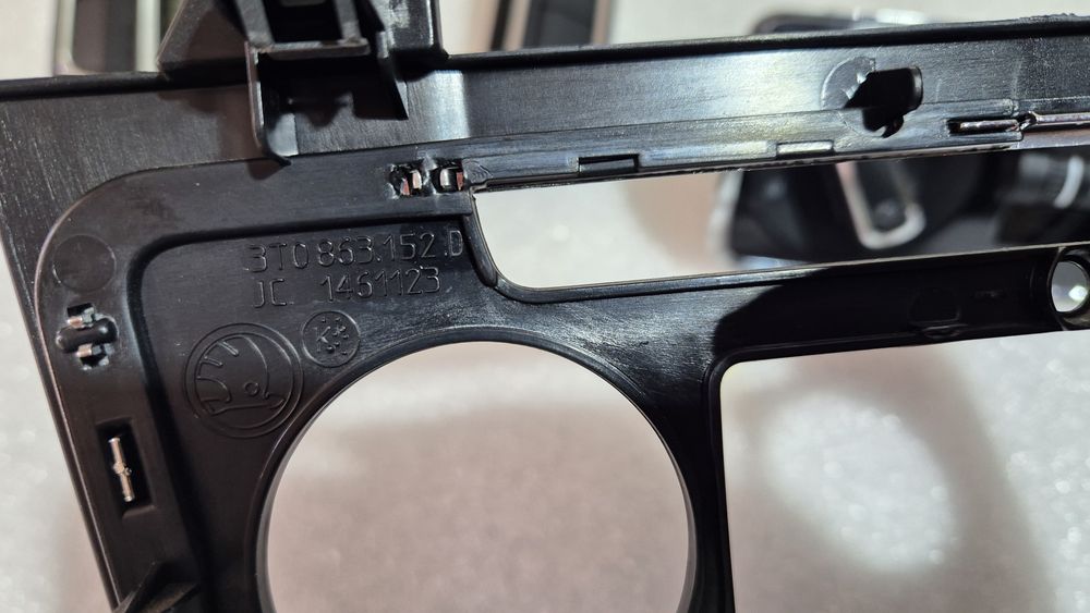 Ramka biegów przełącznik świateł nawiewu skoda superb 2 II lift Europ