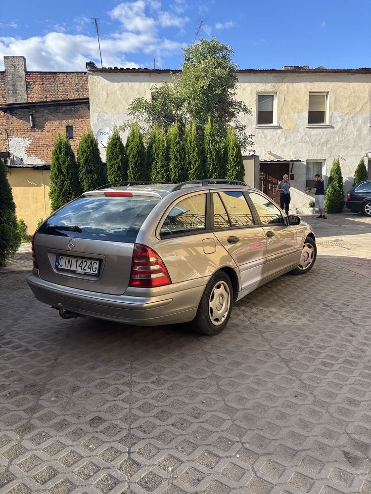 Mercedes 2.2 CDI kombi  !!OPIS!! HAK