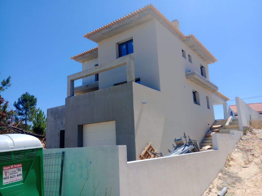 Fantásticas Moradia Isolada T4 (4 suites) no Pinhal do General 700mil