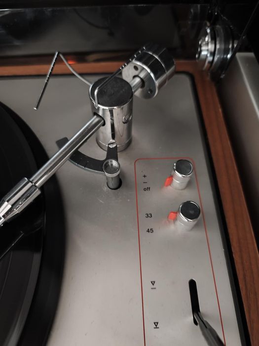 Giradiscos lenco l 85