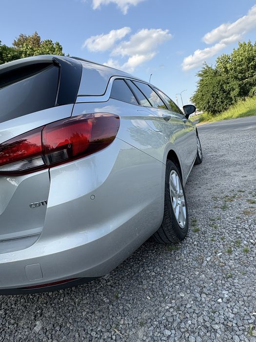 Opel Astra K 1.6cdti grzane fotele kierownica NAVI Czujnik REZERWACJA