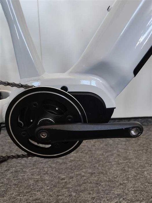 Rower elektryczny KROSS Lea Boost 4.0 OUTLET