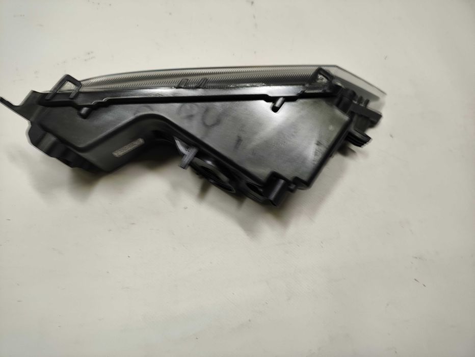 Halogen prawy lampa przeciwmgielna prawa VW Tiguan II T-ROC NOWY