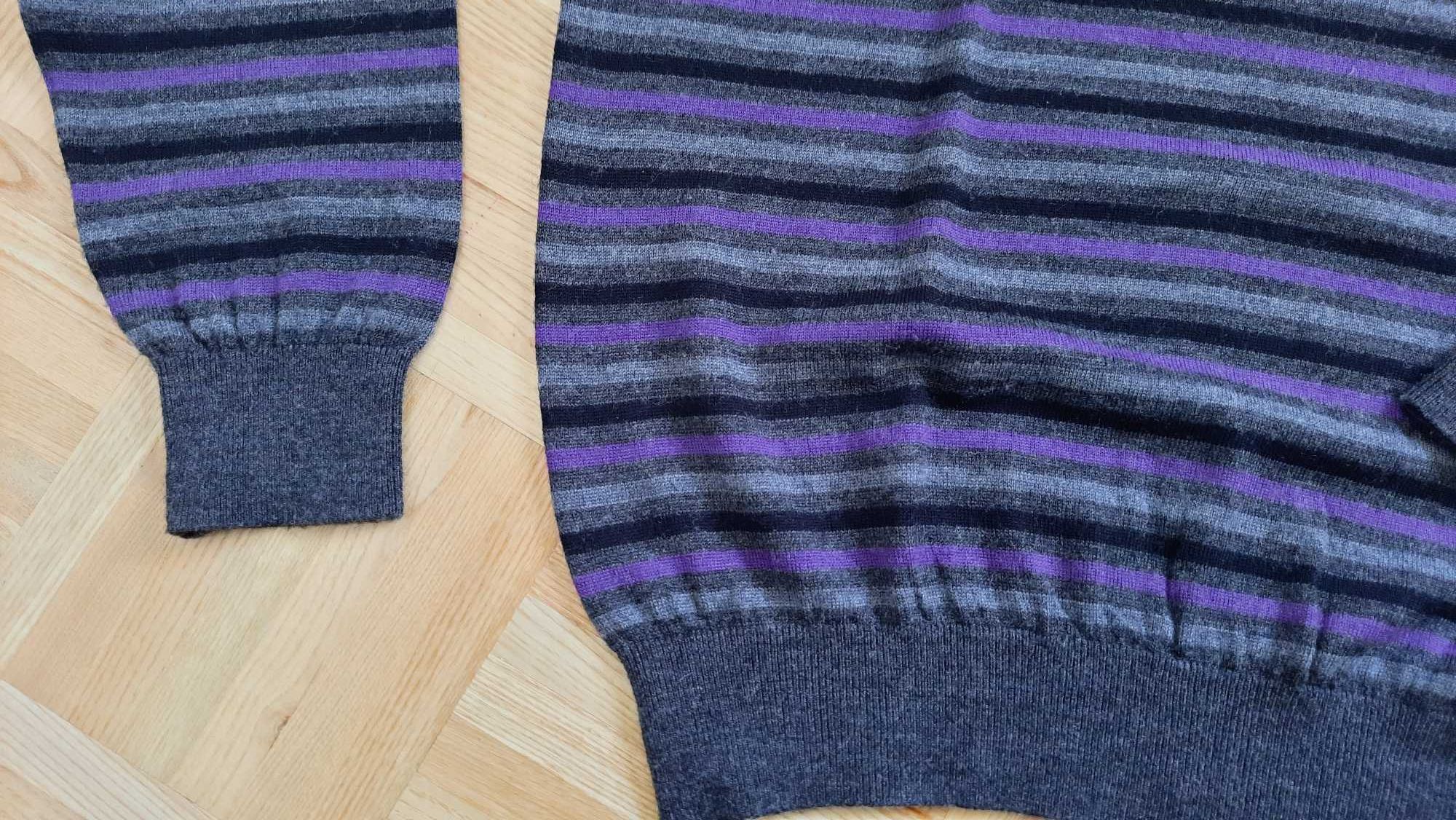 wełniany sweter w serek, 100% wełna merino