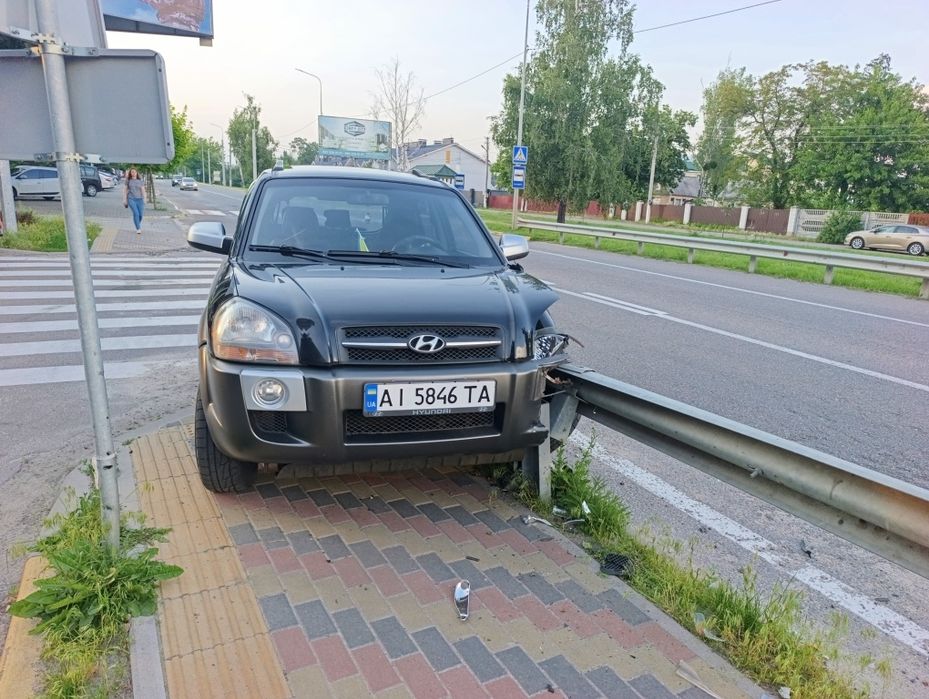 Hyundai Tucson 2.7 л
