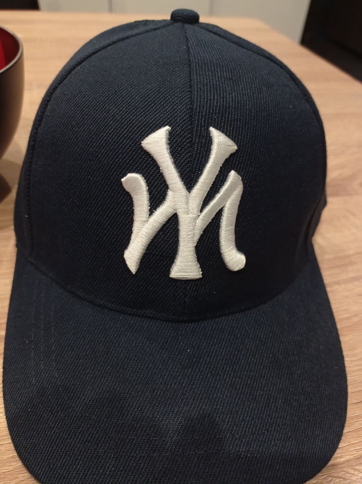 Nowa Czapeczka czapka z daszkiem granatowa damska logo New York