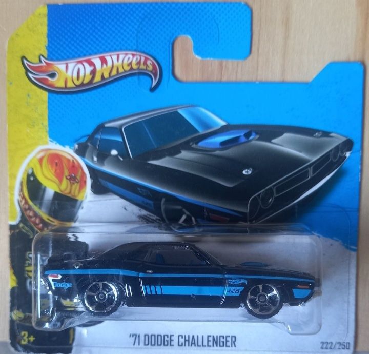 Conjunto 2 - Dodge challenger hot wheels