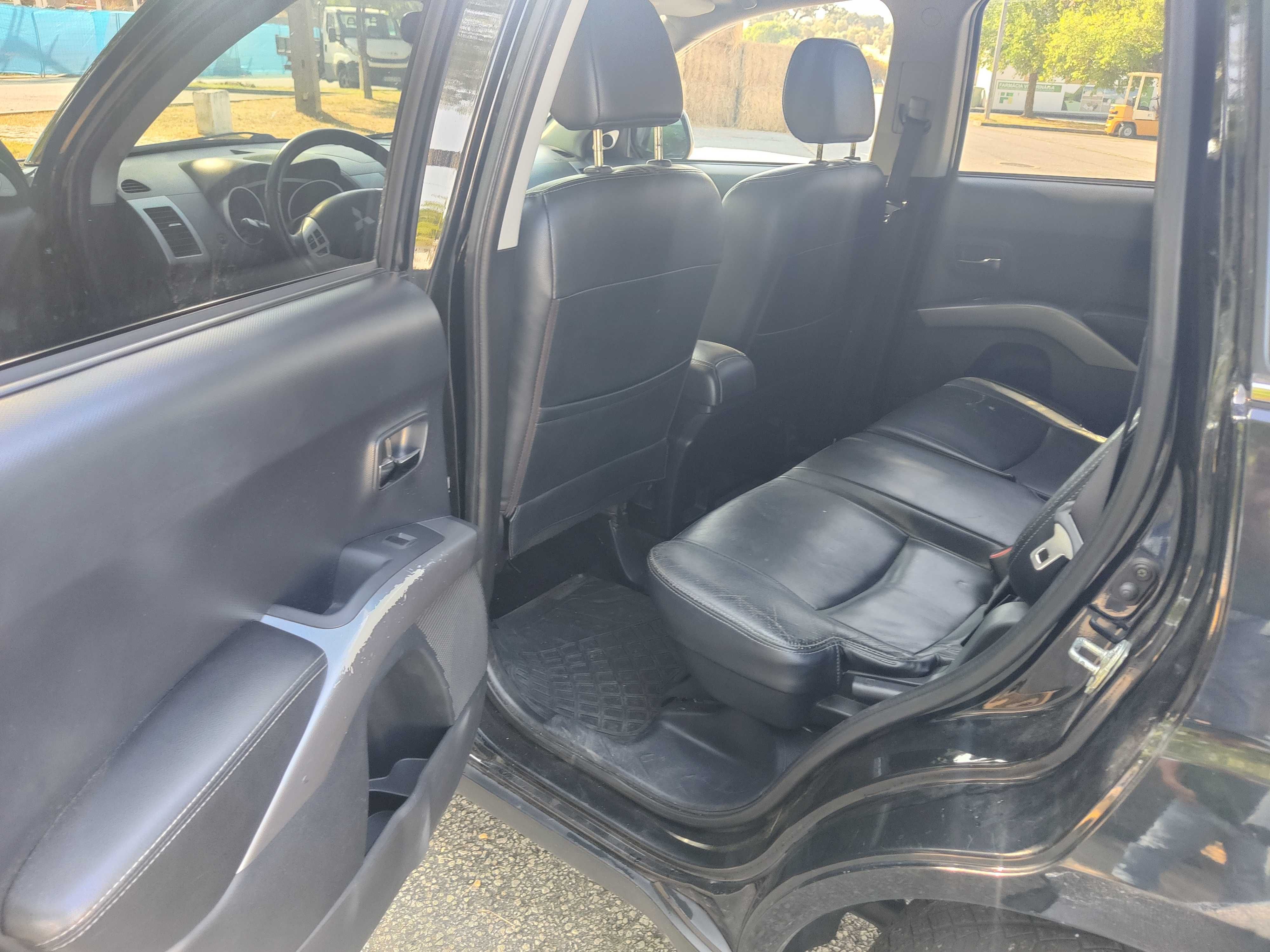 Mitsubishi Outlander 4WD