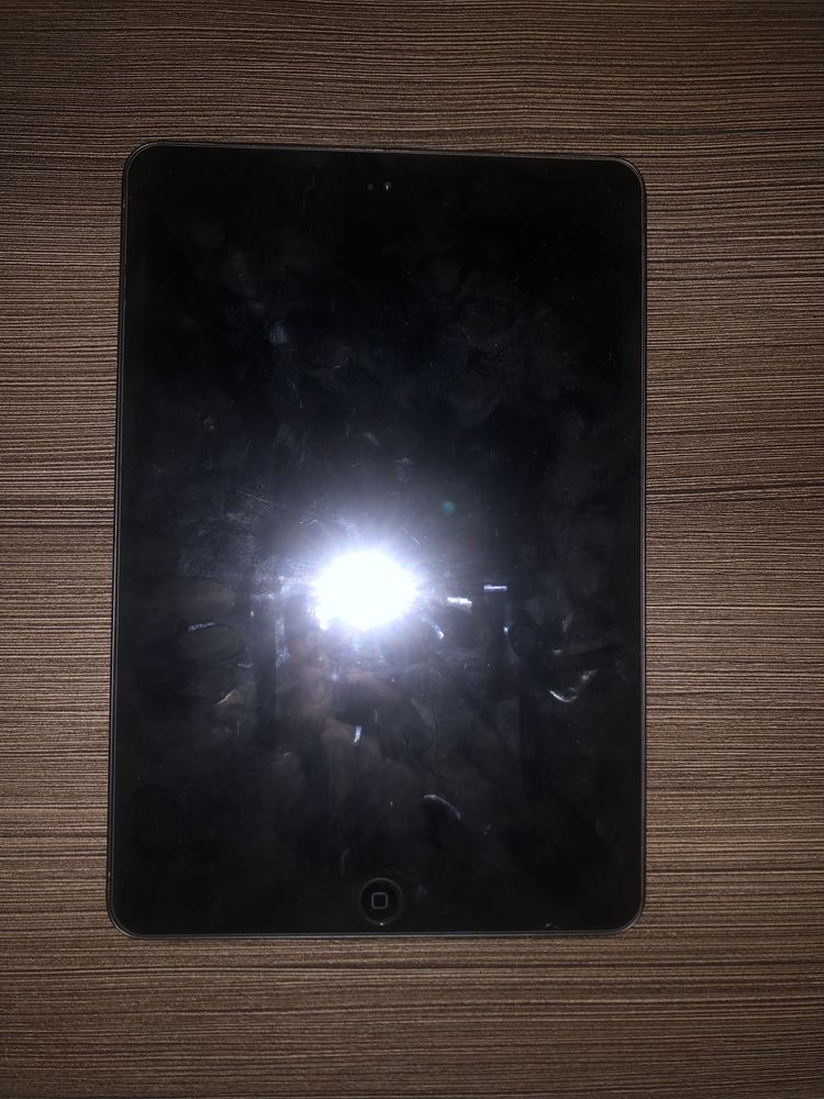 планшет ipad mini 1