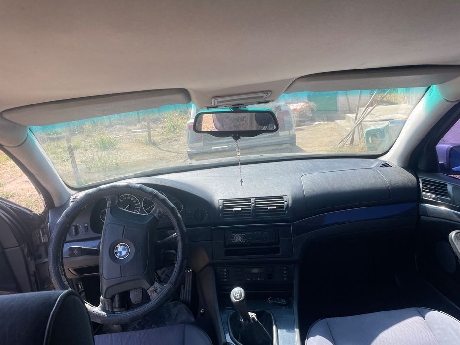 BMW 520l в кузове е39 можливий обмін на трактор