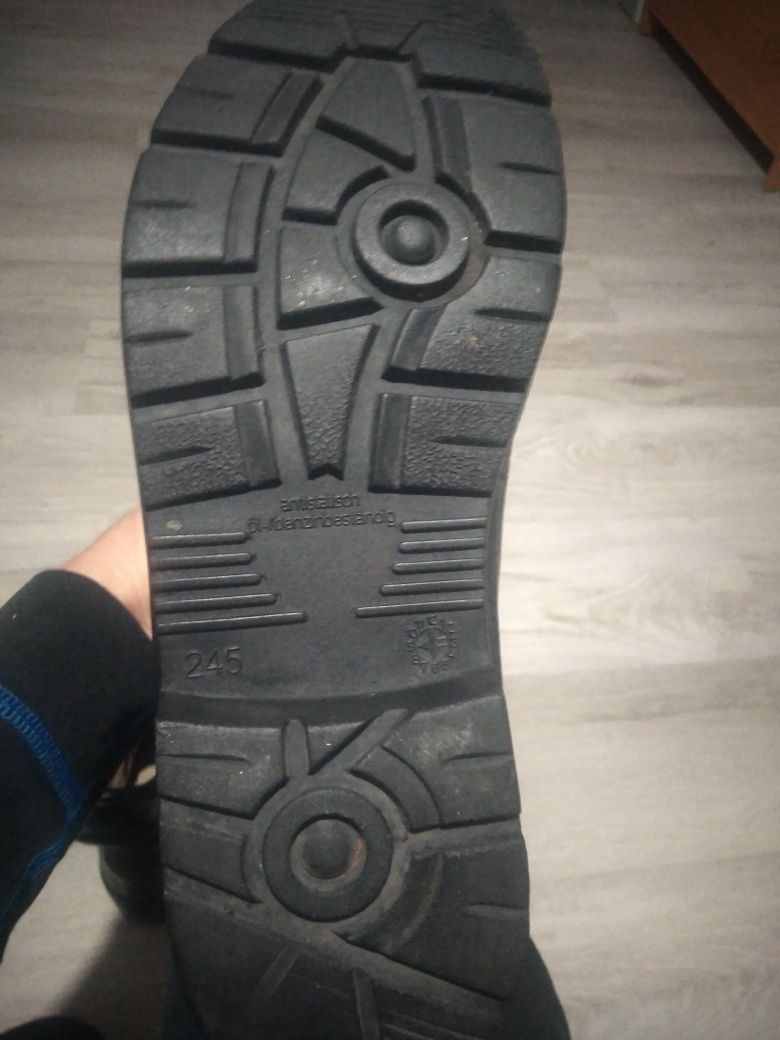 Продам берці бундес 38р.