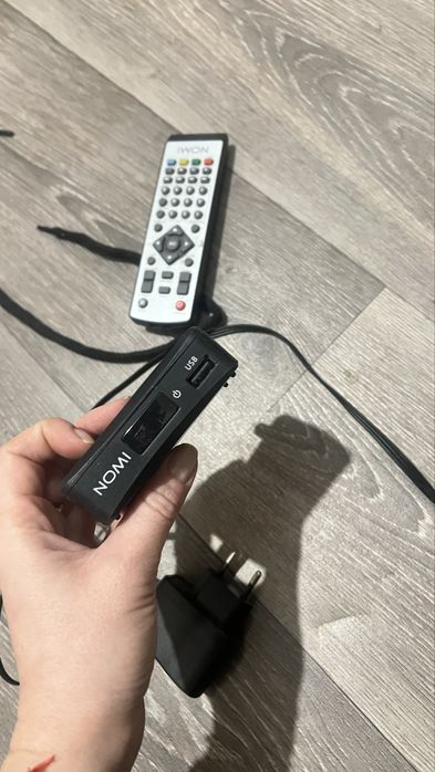 Приставка ТВ тюнер Nomi T201 T2