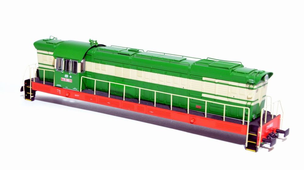 Корпус тепловоза CD 770 Roco HO
