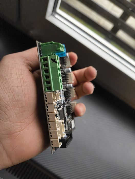 Uszkodzona płyta ender 3 V2 neo