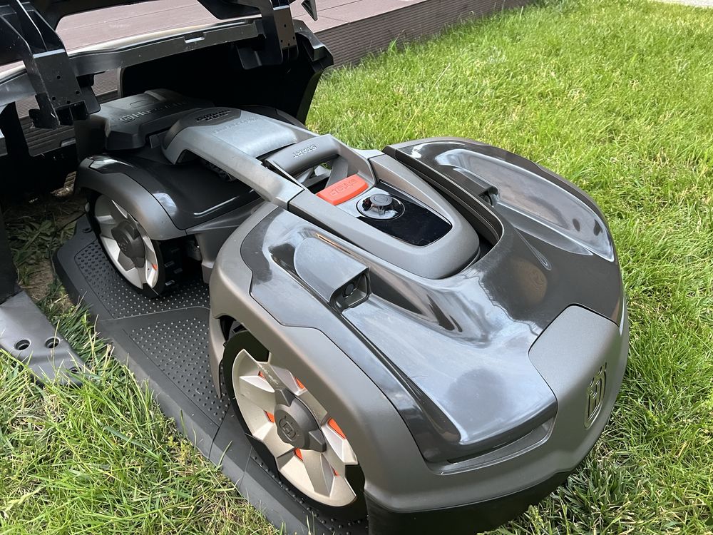 Sprzedam robot koszacy Husqvarna Automower 435X AWD