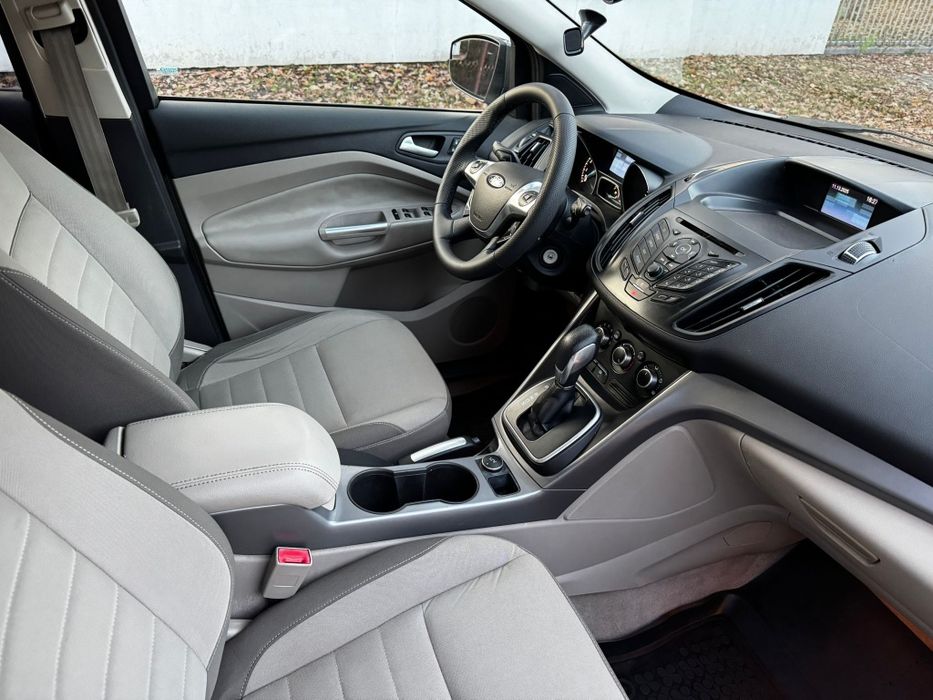 Ford Escape/Kuga automat, 4x4 1.6