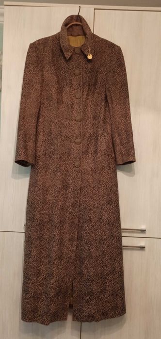 Дублянки , куртки, плащі жіночі