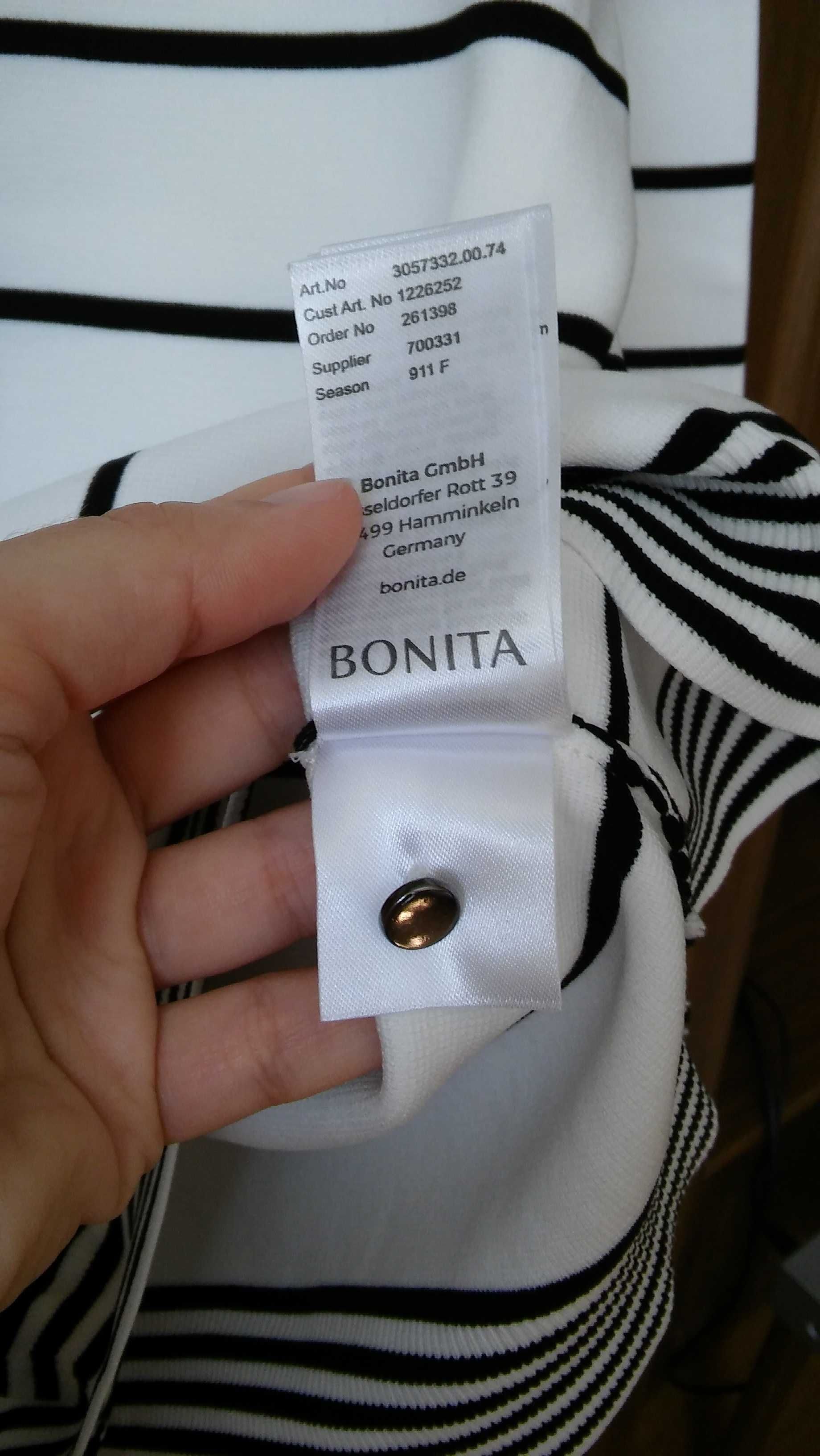 sweterek damski biało-granatowy, wzór w paski, marki Bonita