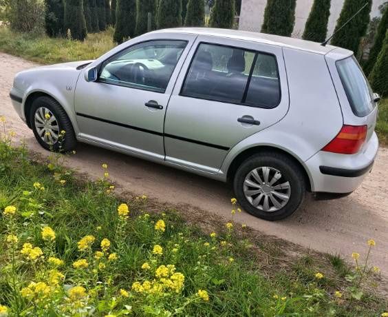Vw golf 4 1.4 benzyna