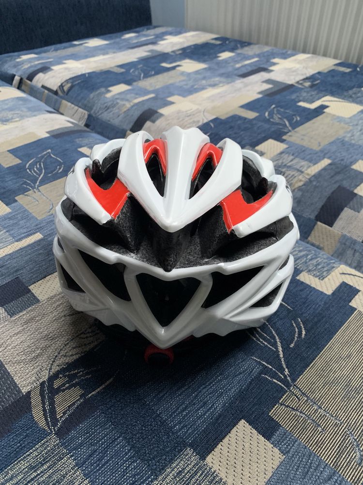 Kask rowerowy Romet 109 rozmiar L 58-61 szosowy biały