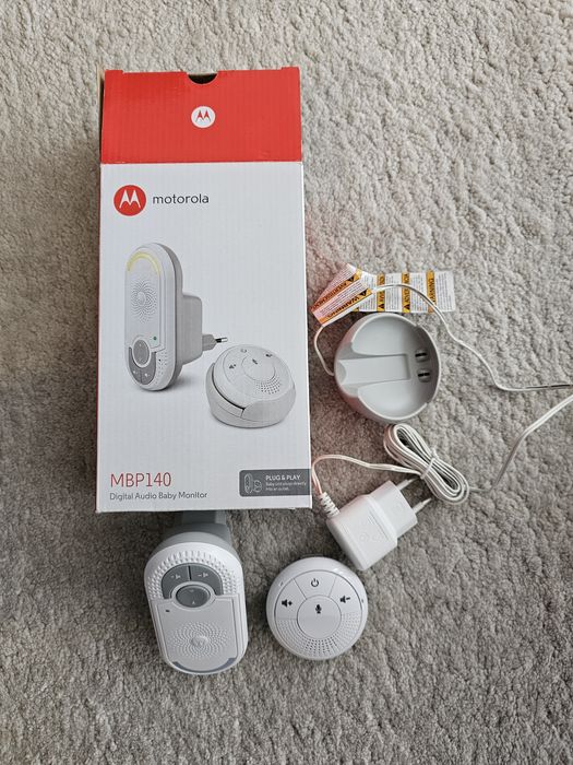 Digital audio baby monitor
