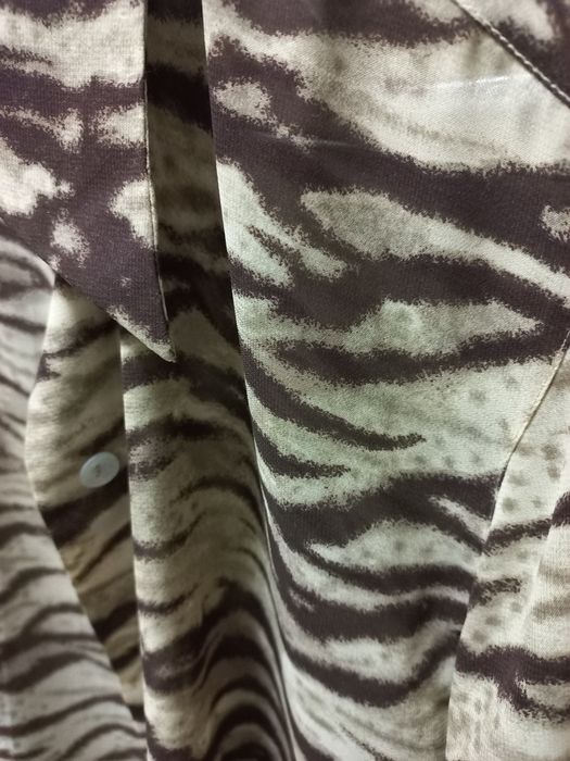 Camiseiro novo com efeito leopardo