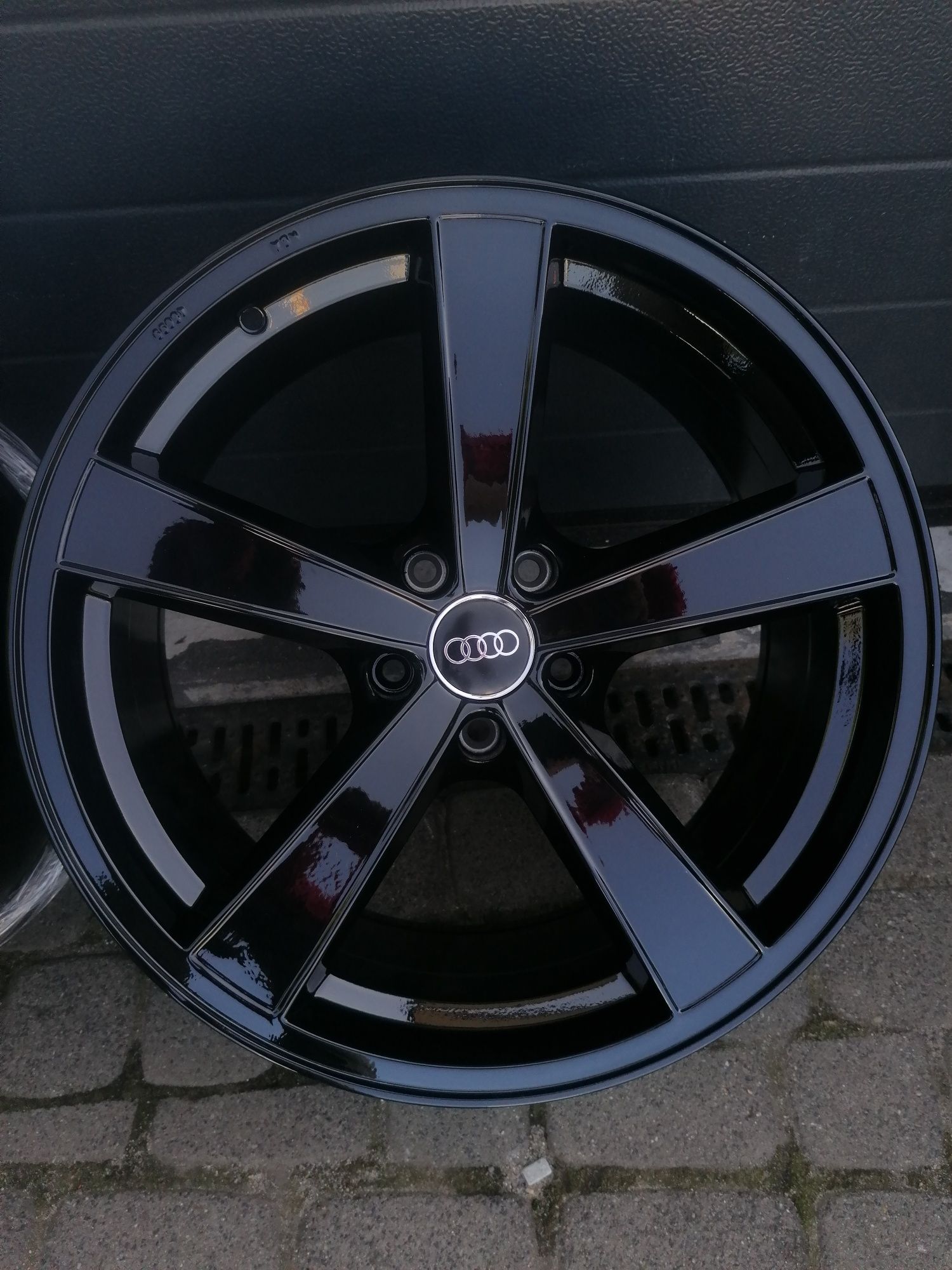 Felgi alu 5x112 19" 8,5J ET35 Dieve, Audi, A5, A6C7, A4B9, Q5,