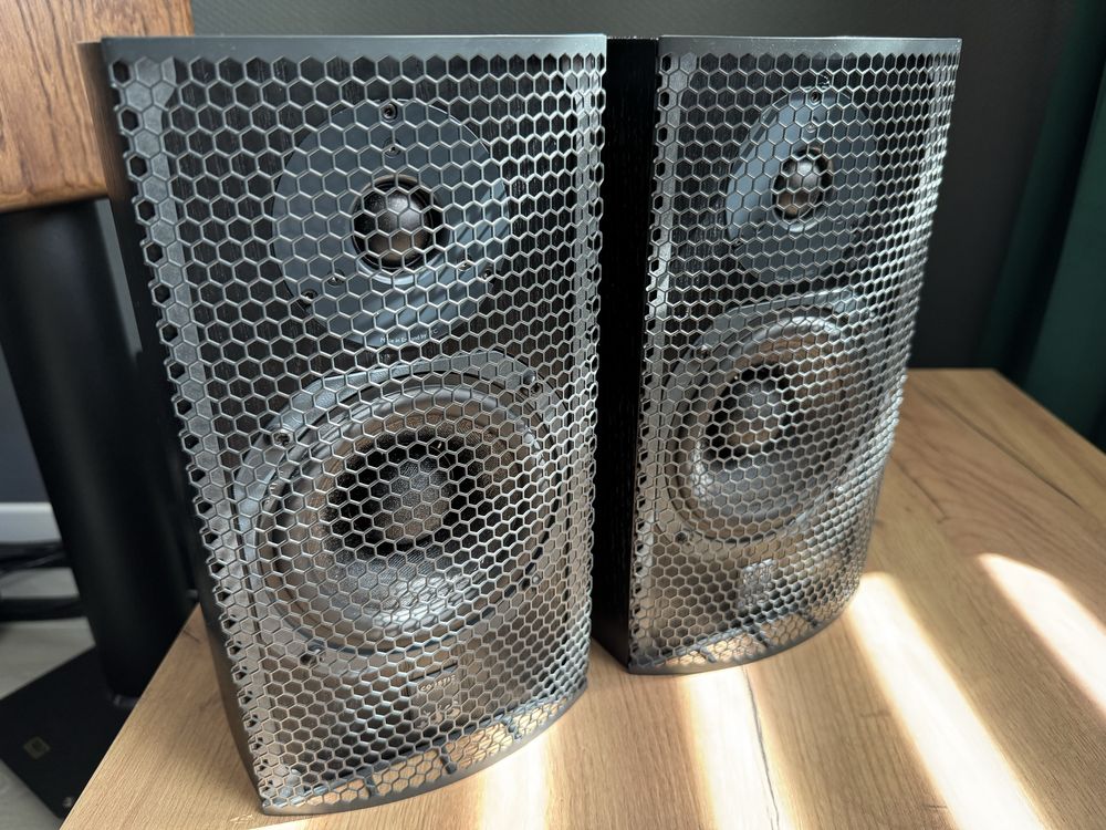 monitory ATC SCM7