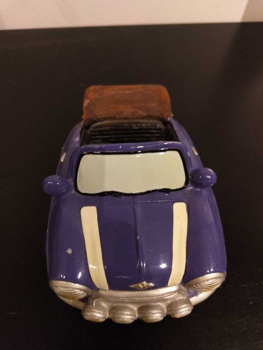 Mealheiro carro tipo Mini cabrio