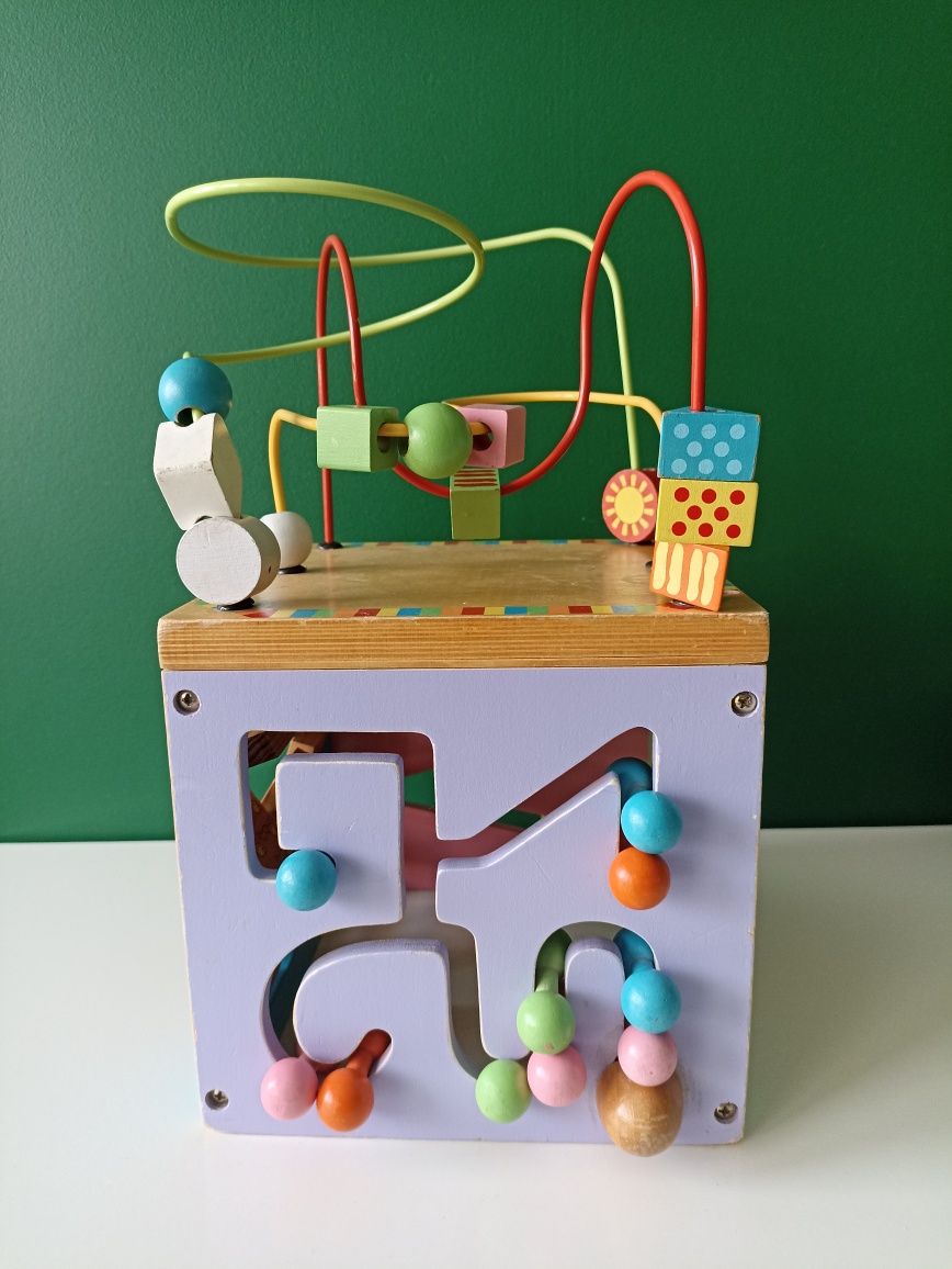 Drewniana kostka edukacyjna Montessori