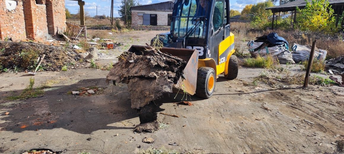 Здається в оренду , Телескоп навантажувач JCB, 3,0 т.(бур, ковш, вила)