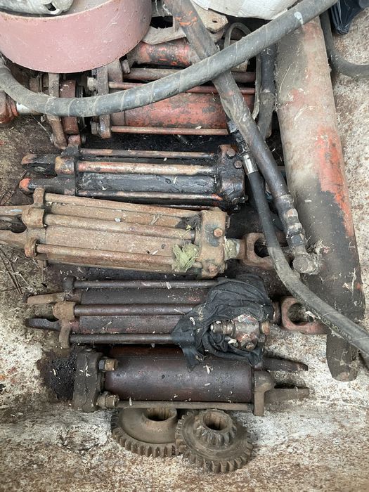 Циліндр гідравлічний ЦС 100 на МТЗ ЦС 75 на Т-40 сівалка