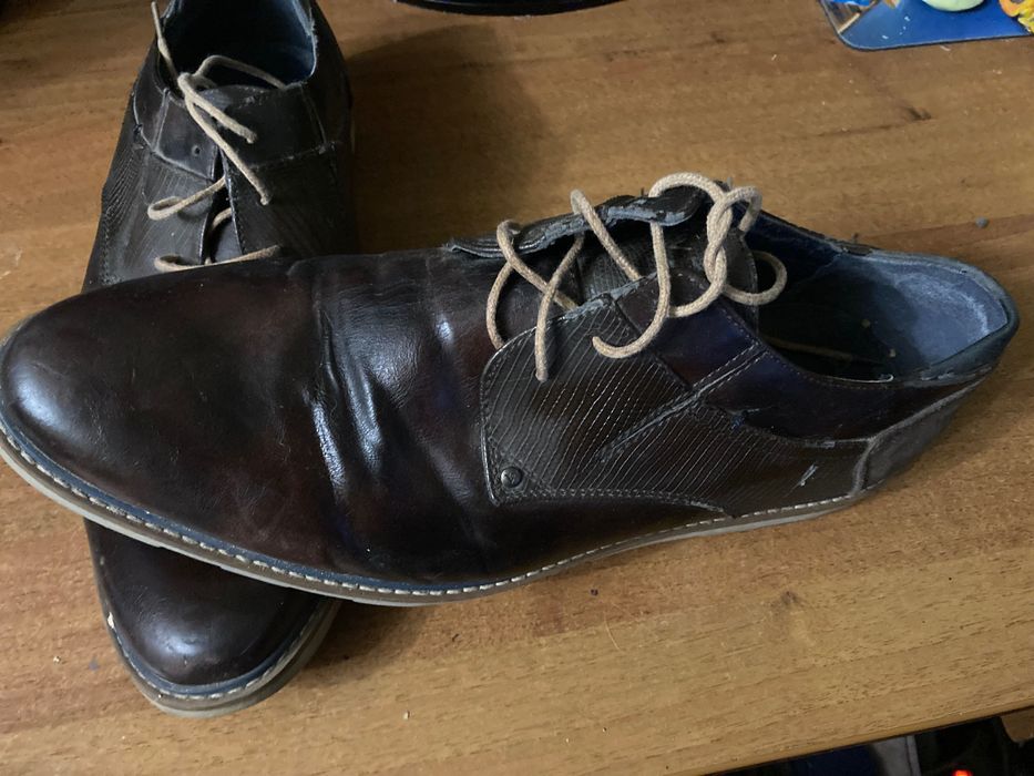 Туфлі,кросівки,мокасини, черевики чоловічі