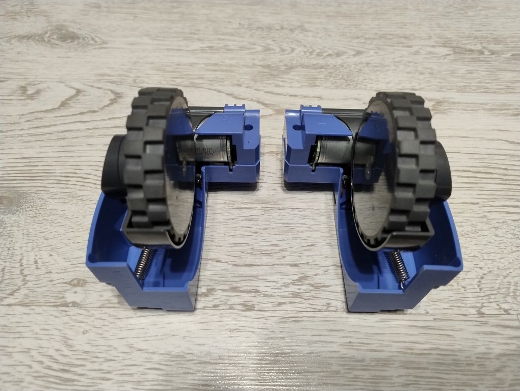 Moduł koła lewego ,L` + Moduł koła prawego ,R` Irobot Roomba 630