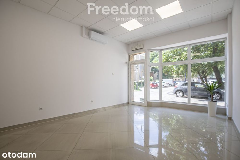 Świeżo wyremontowany lokal 40,5m² w centrum Brzegu