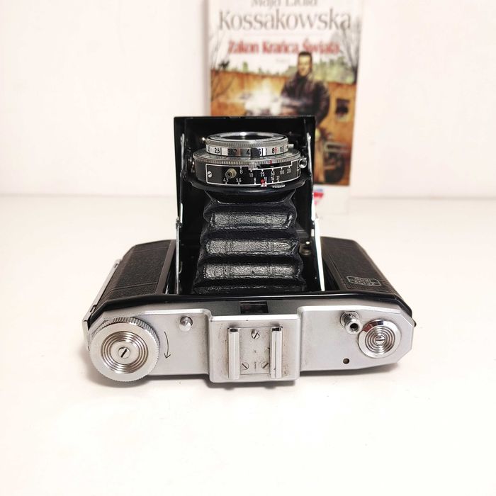 Klasyczny aparat mieszkowy  Ikon Zeiss NETTAR II 518/16 1:4,5 75 mm