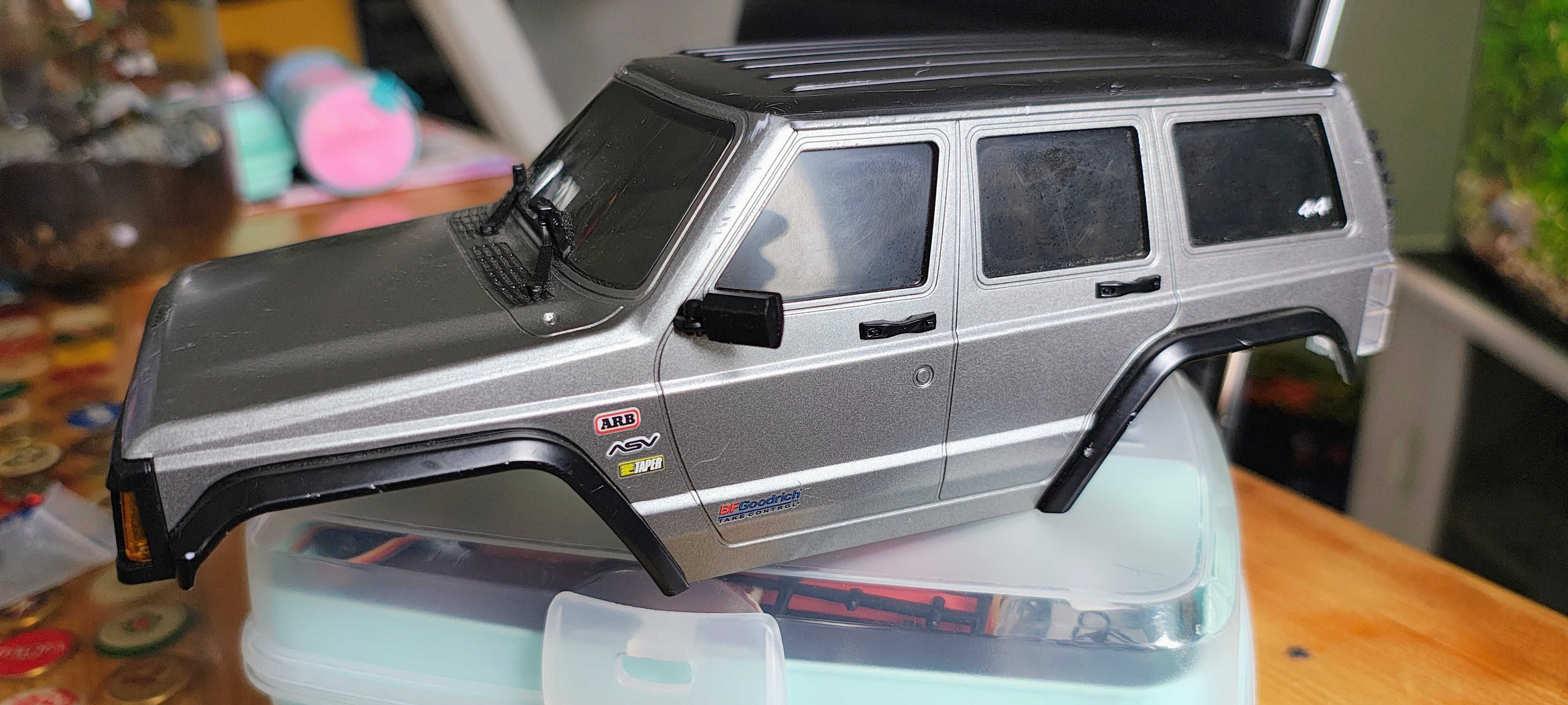 Trx4m karoseria Jeep Cherokee