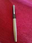 Caneta tinta permanente Mont Blanc, modelo Carrera ano,s 70.