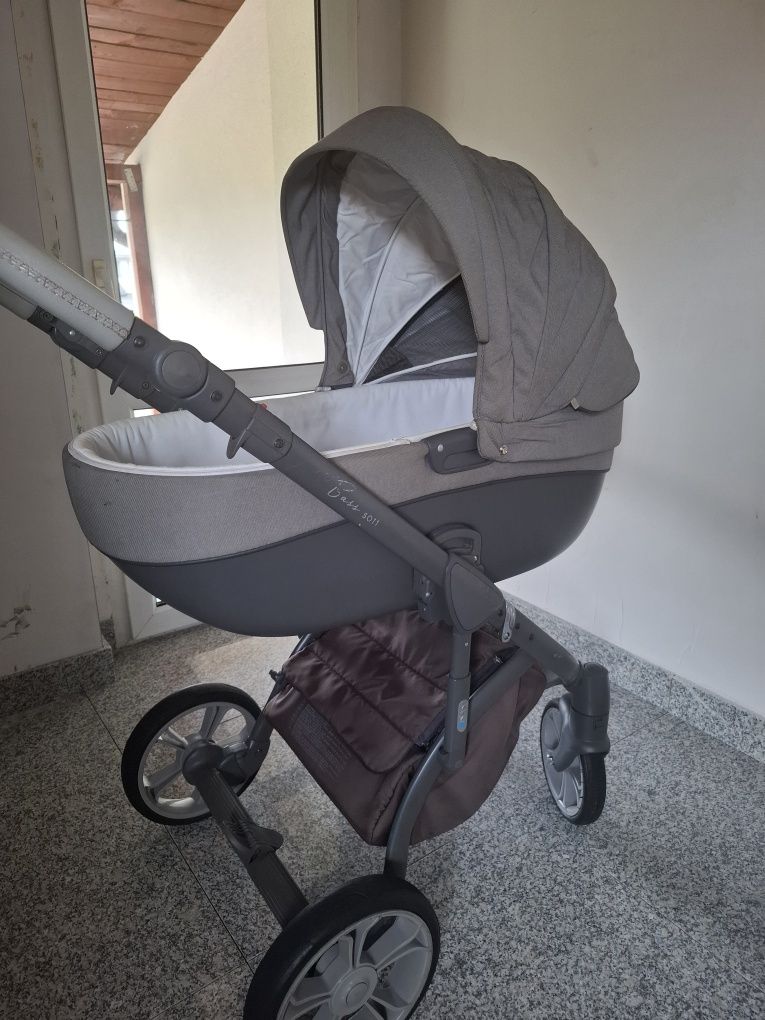 Roan Bass Soft wozek 2w1 gondola spacerówka 2 stelaże