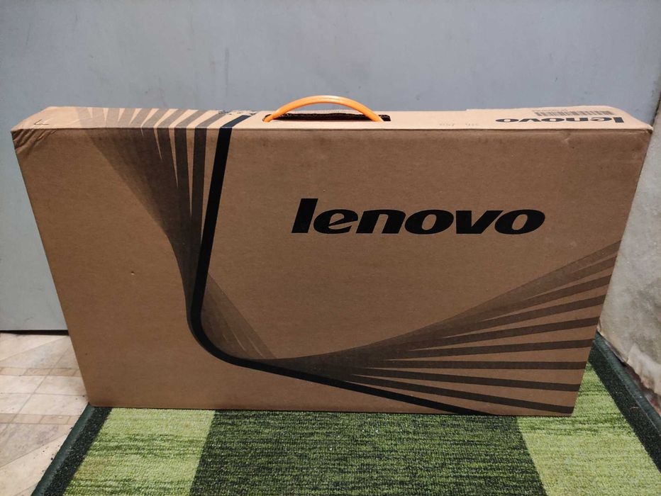 LENOVO Z70-80 17.3" i5 8GB 250GB SSD FHD IPS MAT GF840M