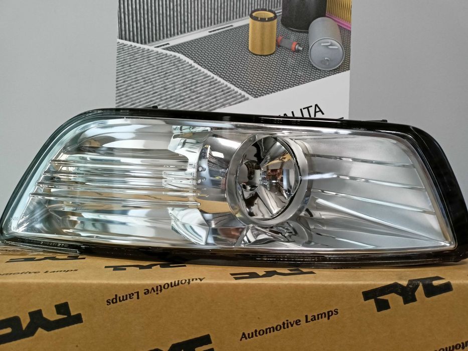 Ford Mondeo MK4 07- Lampa przeciwmgielna/Halogen lewy /H11/.>