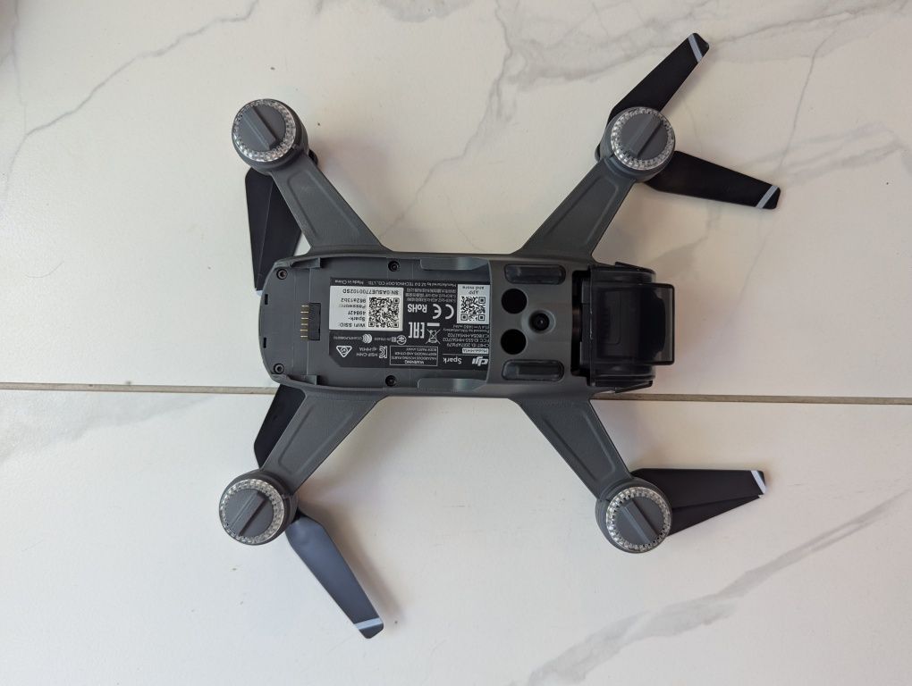 Dron DJI Spark Fly more combo FCC