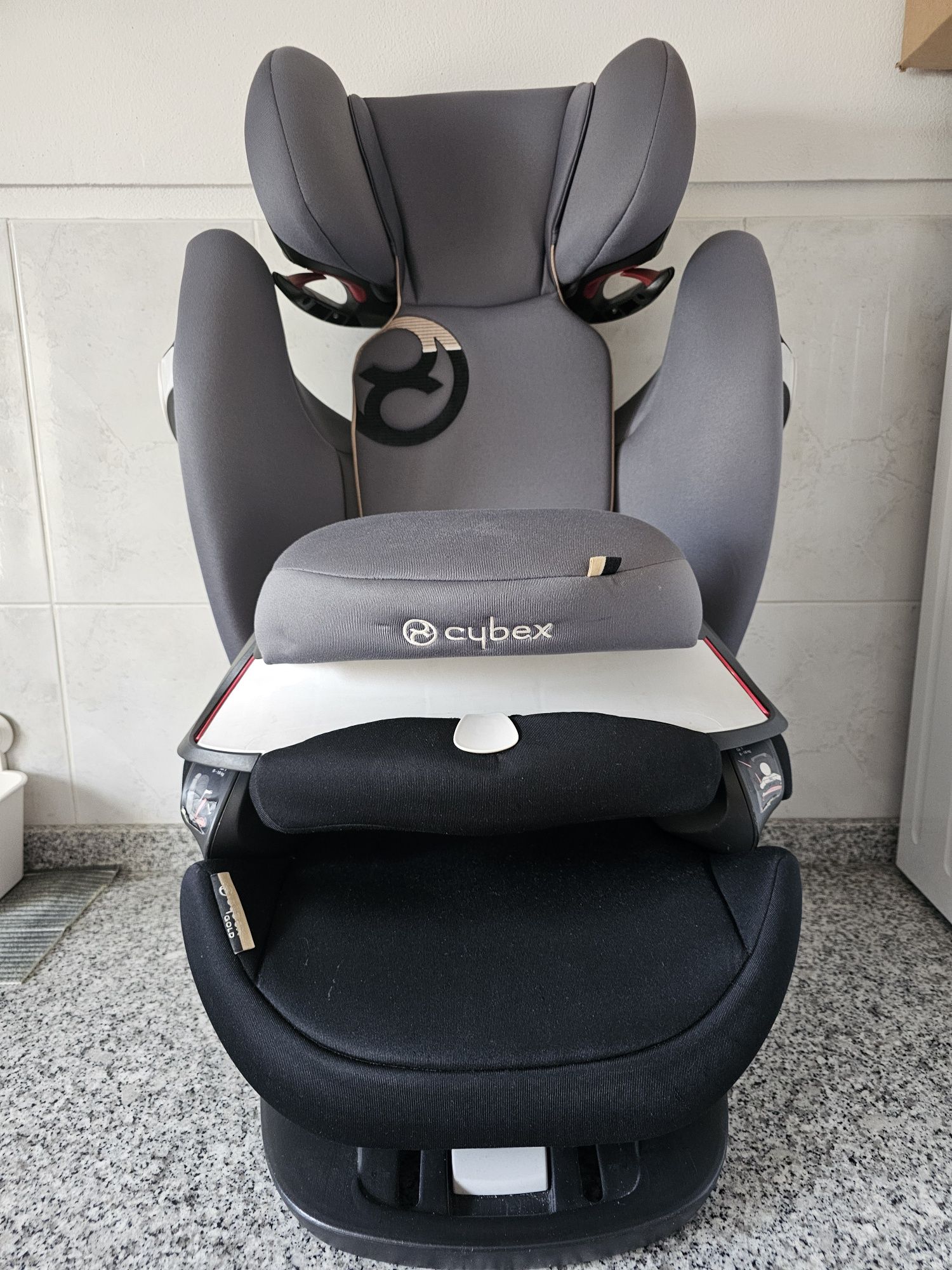 Cadeira auto CYBEX cinza Pallas M-fix