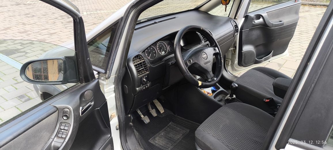 Opel Zafira 2,0 DTI 2003 7 мест