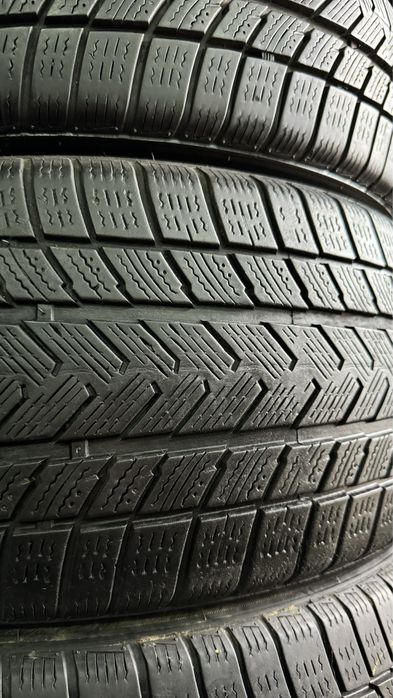 R17 235/45 GripMax SureGrip Pro Winter