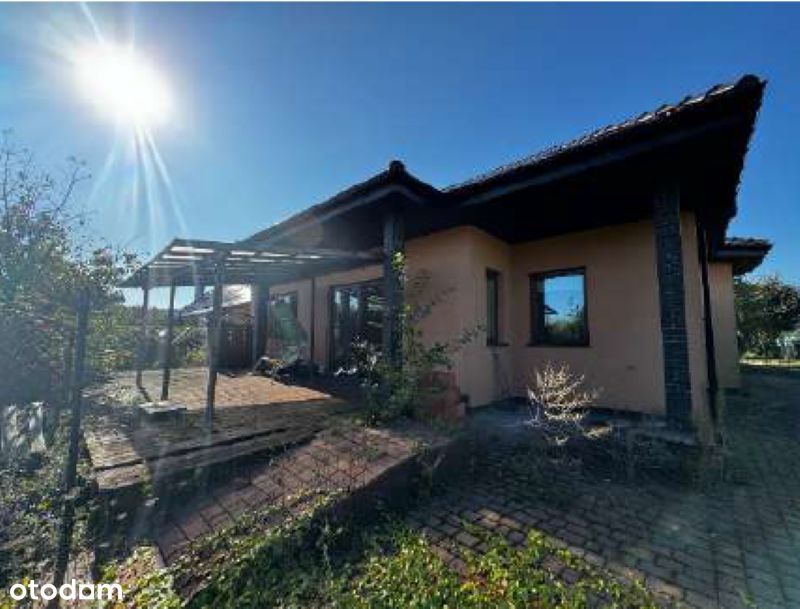 Atrakcyjny dom z garażem i gabinetem